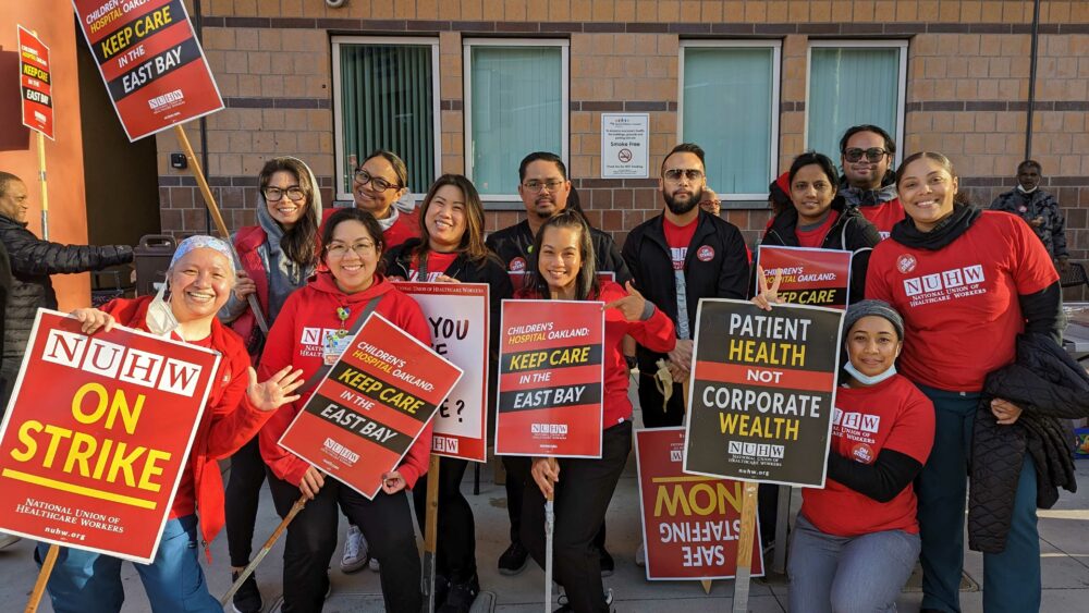 Miembros de NUHW organizan la huelga más grande en el Hospital de Niños